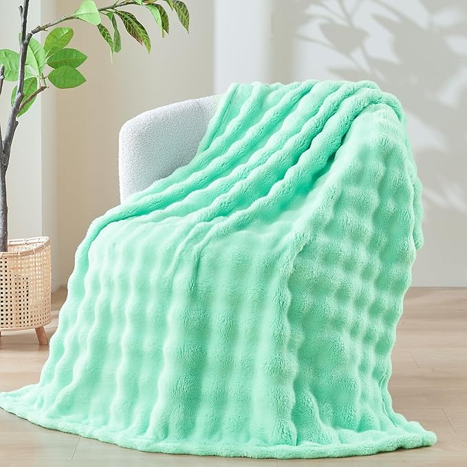NEWCOSPLAY Throw Blanket for Couch Aqua Super Soft Flannel Fleece 3D Bubble Lightweight Bed Blanket All Season Use (Aqua, Throw(50"x60"))