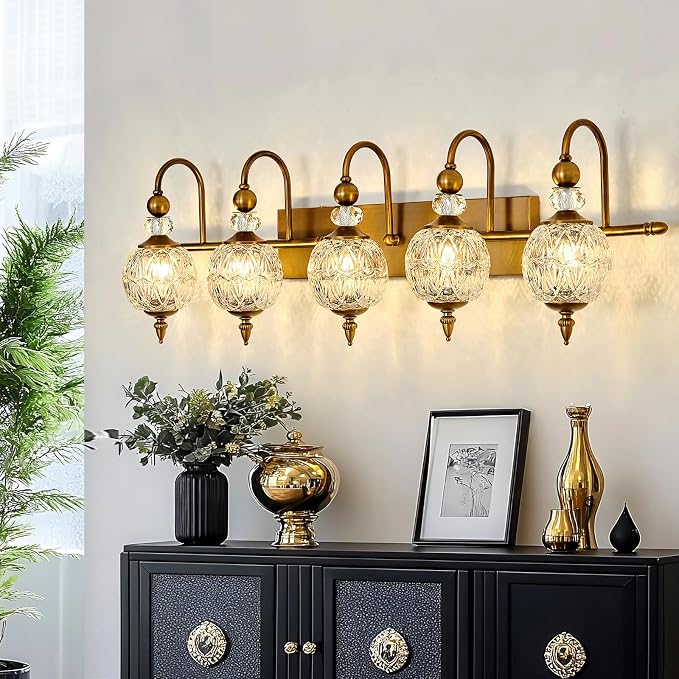 Piepooye Vintage Bathroom Lights Fixtures Gold Vanity Light with Glass Globe LampShade 5 Light Brushed Brass G9 Bulb Wall Sconce Antique Indoor Vanity Light Over Mirror for Kitchen Bedroom Living Room