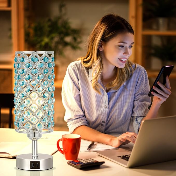 Hong-in Blue Crystal Table Lamp - 3-Way Dimmable Touch Control, Bedside Lamp with USB C and A Ports, Nightstand Light for Living Room, Bedroom, Home Office (Bulb Included)