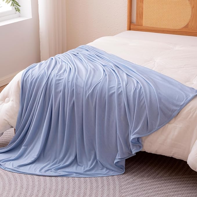 Amazon Basics Cooling Blanket for Hot Sleepers, Reversible Lightweight Thin Throw Blanket for Bed, Couch and Sofa, Queen (90" x 90"), Blue