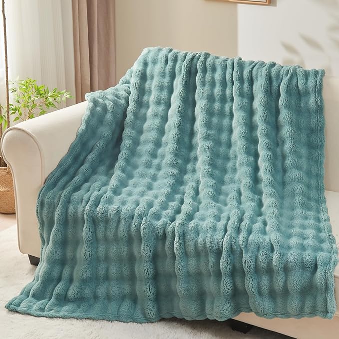NEWCOSPLAY Throw Blanket for Couch Light Teal Super Soft Flannel Fleece 3D Bubble Lightweight Bed Blanket All Season Use (Light Teal, Throw(50"x60"))
