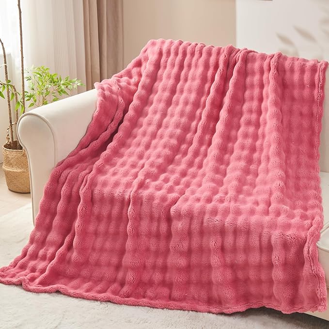 NEWCOSPLAY Queen Blanket for Couch Coral Pink Super Soft Flannel Fleece 3D Bubble Lightweight Bed Blanket All Season Use (Coral Pink, Queen(90"x90"))