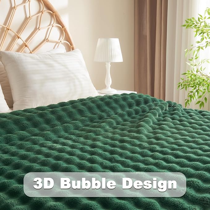 NEWCOSPLAY Twin Blanket for Couch Dark Green Super Soft Flannel Fleece 3D Bubble Lightweight Bed Blanket All Season Use (Dark Green, Twin(60"x80"))