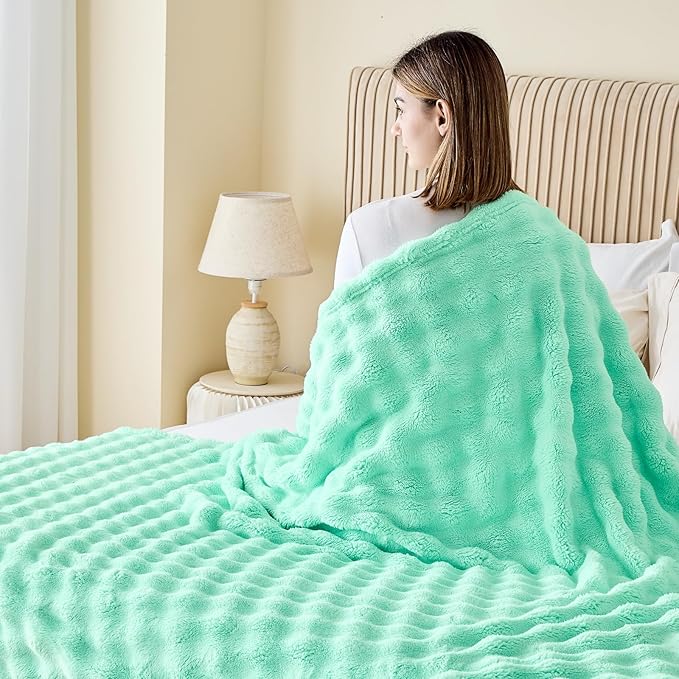 NEWCOSPLAY King Blanket for Couch Aqua Super Soft Flannel Fleece 3D Bubble Lightweight Bed Blanket All Season Use (Aqua, King(90"x110"))