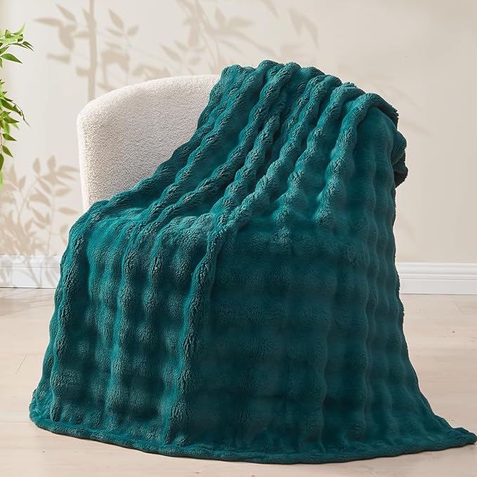 NEWCOSPLAY Queen Blanket for Couch Dark Teal Super Soft Flannel Fleece 3D Bubble Lightweight Bed Blanket All Season Use (Dark Teal, Queen(90"x90"))
