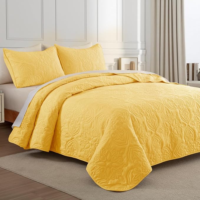 Whale Flotilla Queen Quilt Bedding Set Vintage Damask Reversible Bedspread | Suitable for Bed, 3 Pieces Yellow Lightweight Breathable Quilts Queen Size, Ultrasonic Coverlet Bed Cover with 2 Pillow Shams