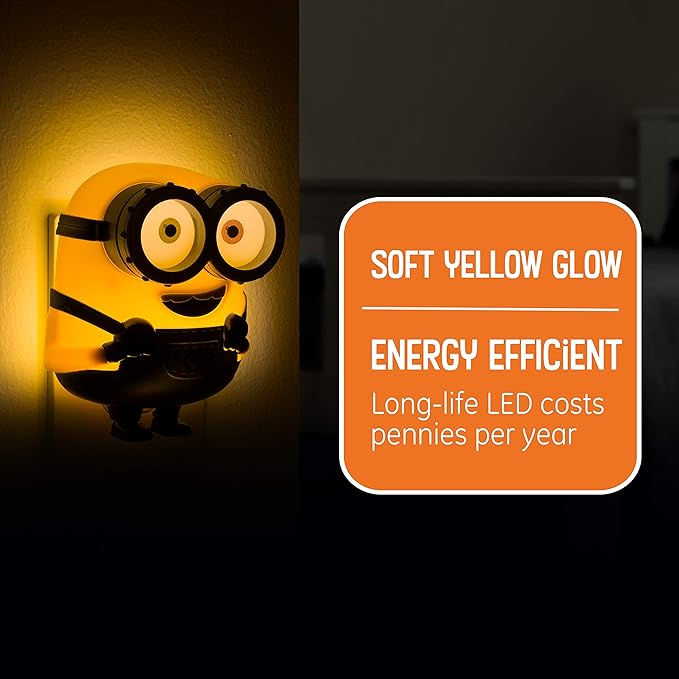 Minions: The Rise of Gru LED Night Light, Plug-in, Dusk to Dawn, UL-Listed, Yellow Glow, Despicable Me, Bob, Ideal for Kids Bedroom, Nursery, Bathroom, 43742