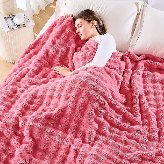 NEWCOSPLAY King Blanket for Couch Coral Pink Super Soft Flannel Fleece 3D Bubble Lightweight Bed Blanket All Season Use (Coral Pink, King(90"x110"))